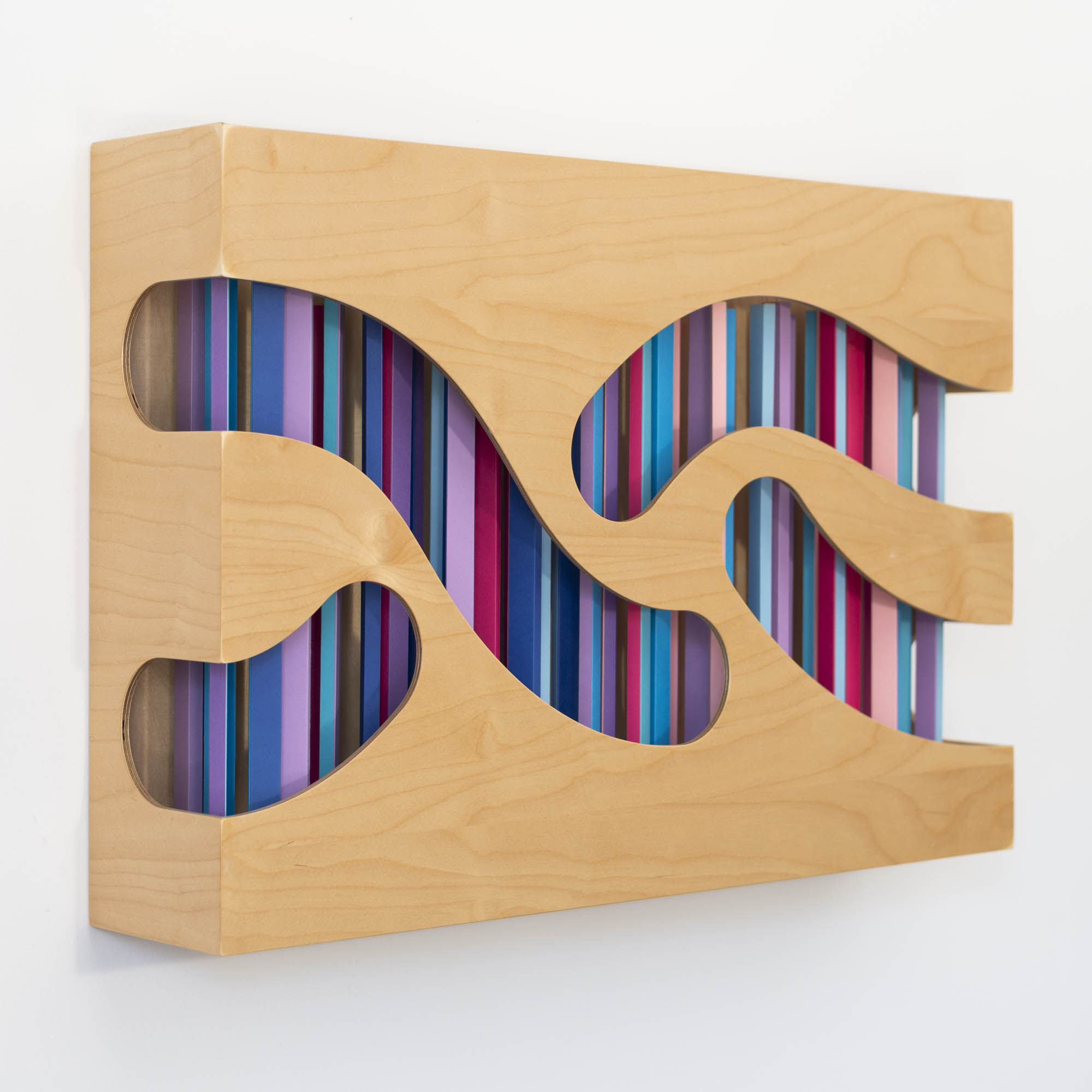Chromatic interweaving