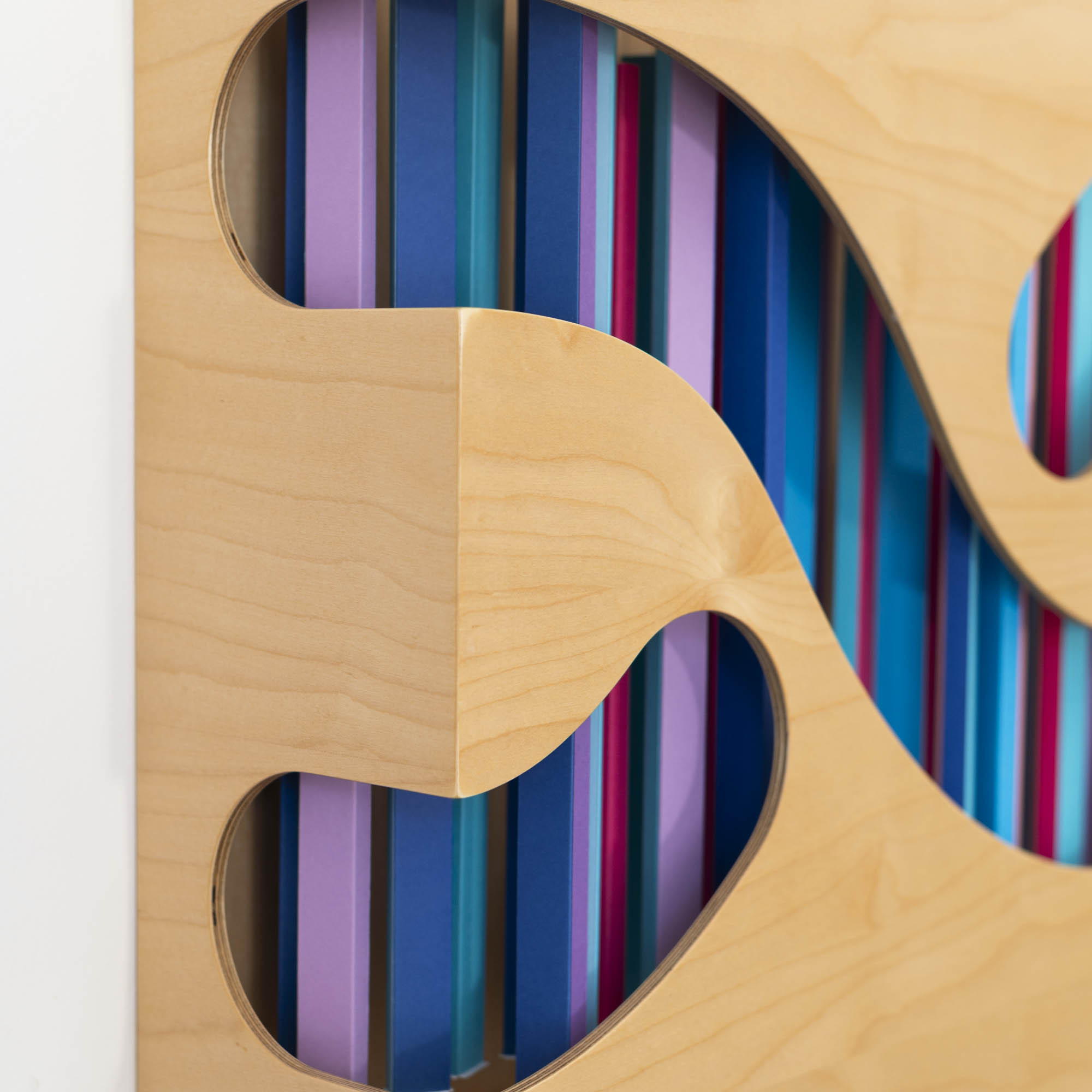 Chromatic interweaving